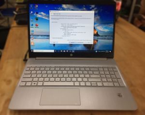 Hp 15S - i3 1005G1 , Ssd 256G , Vga nvidia mx130 2G ,15.6in Fhd